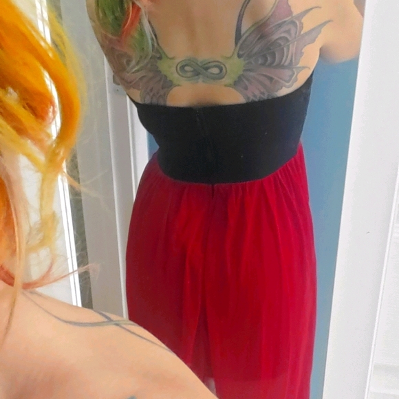 Strapless asymmetrical dress - Picture 6 of 6